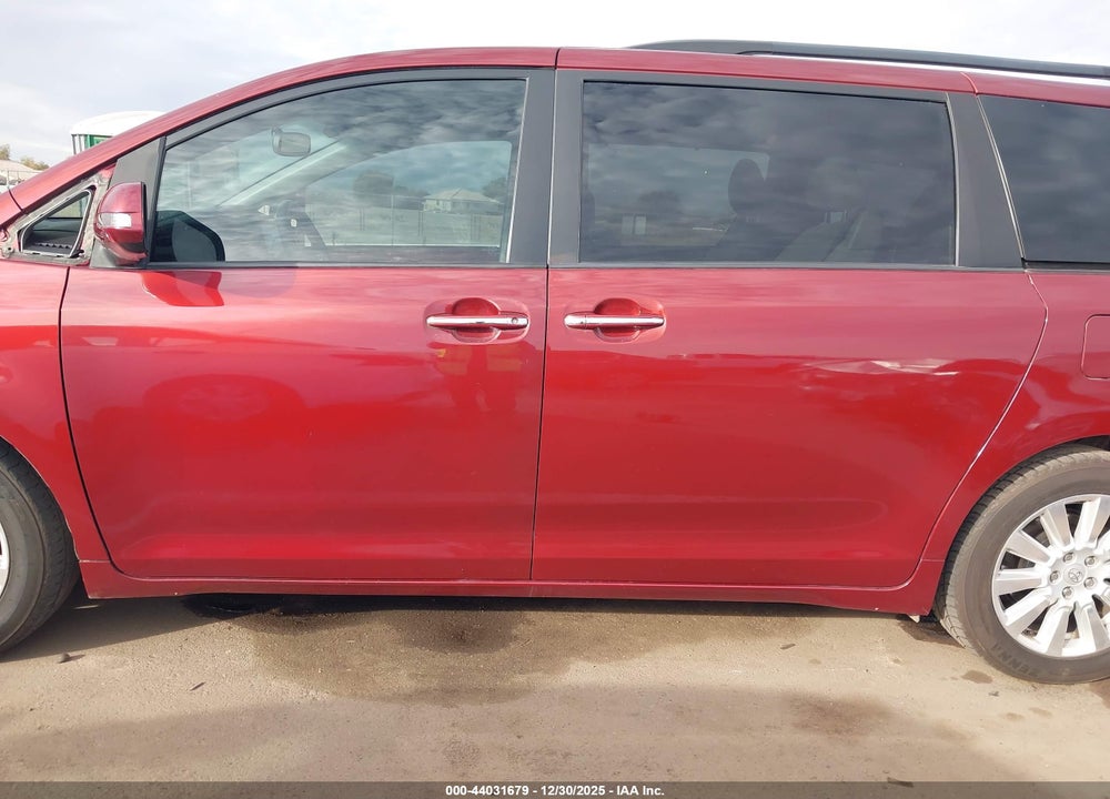 2017 TOYOTA SIENNA LIMITED 7 PASSENGER VIN: 5TDYZ3DC1HS795924