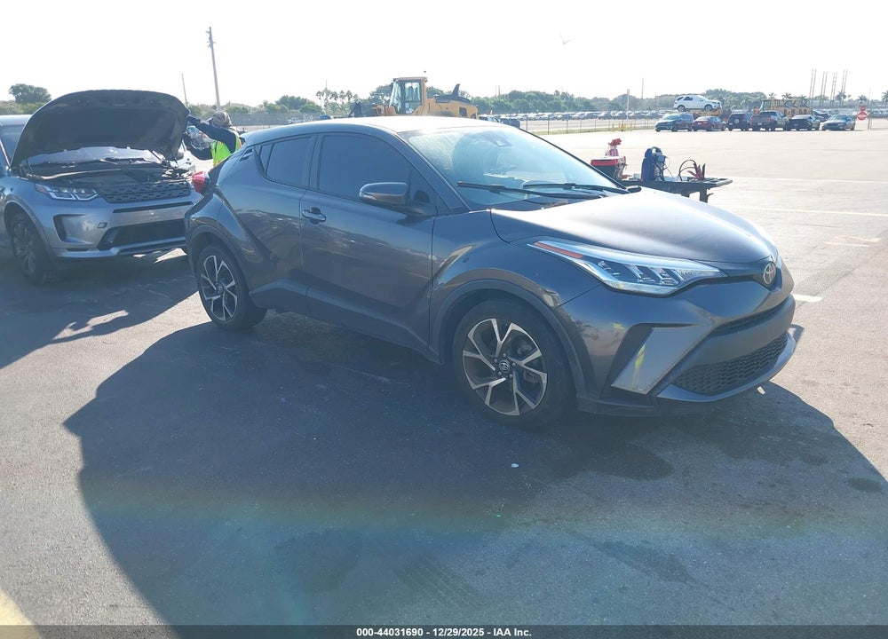 2021 TOYOTA C-HR XLE VIN: JTNKHMBX5M1098246