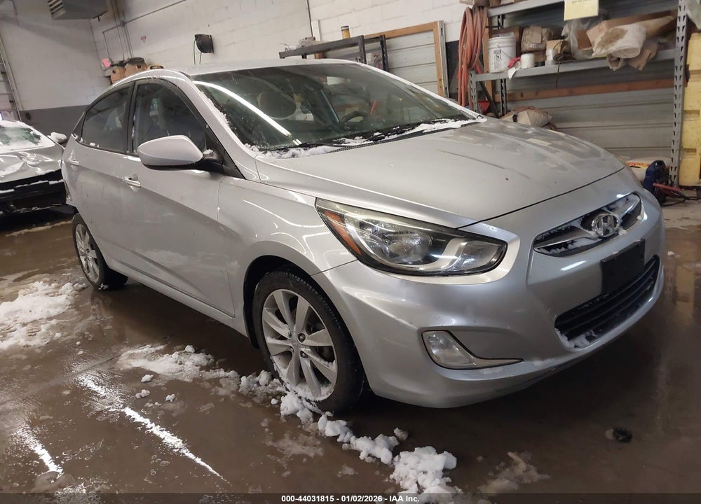 2013 HYUNDAI ACCENT GLS VIN: KMHCU4AE8DU276049