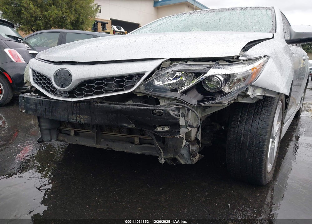 2014 TOYOTA CAMRY SE VIN: 4T1BF1FK8EU767368