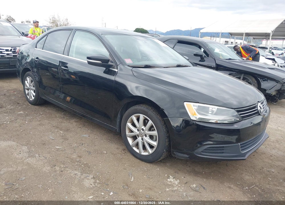2014 VOLKSWAGEN JETTA 1.8T SE VIN: 3VWD17AJ4EM284975
