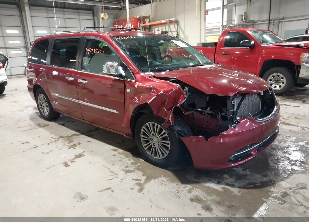 2014 CHRYSLER TOWN & COUNTRY TOURING-L 30TH ANNIVERSARY VIN: 2C4RC1CG3ER460831
