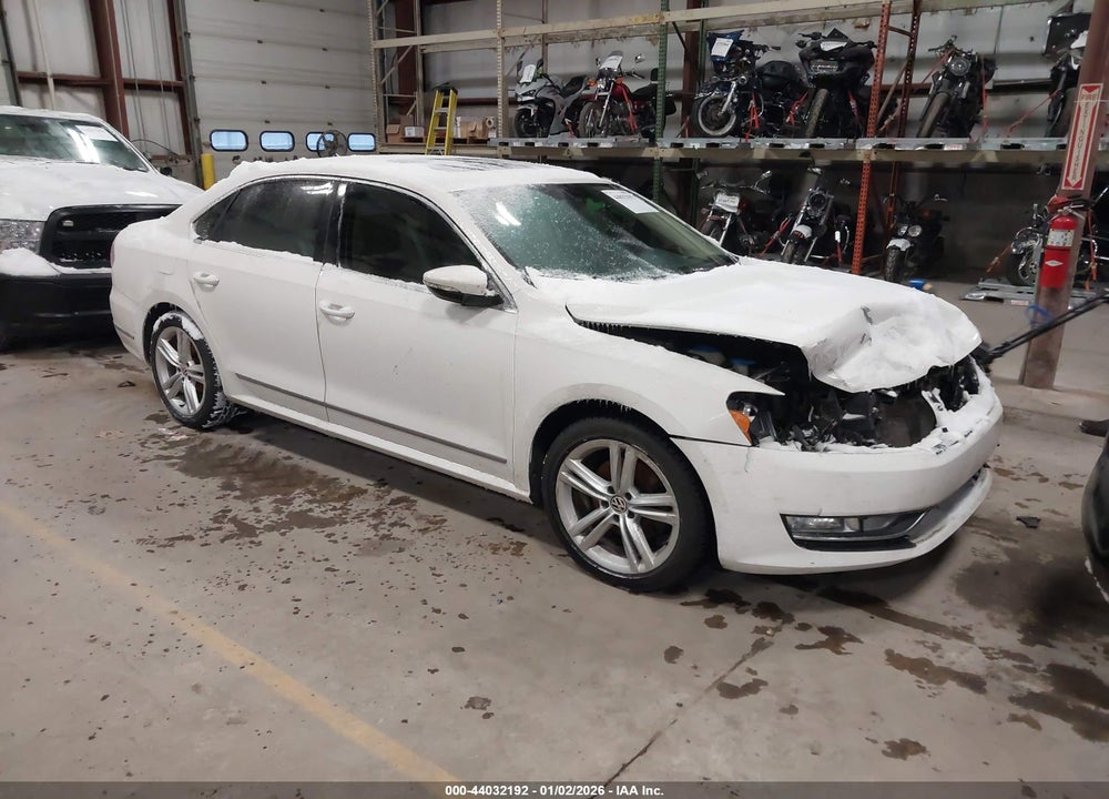 2012 VOLKSWAGEN PASSAT 2.0L TDI SEL PREMIUM VIN: 1VWCN7A35CC088608