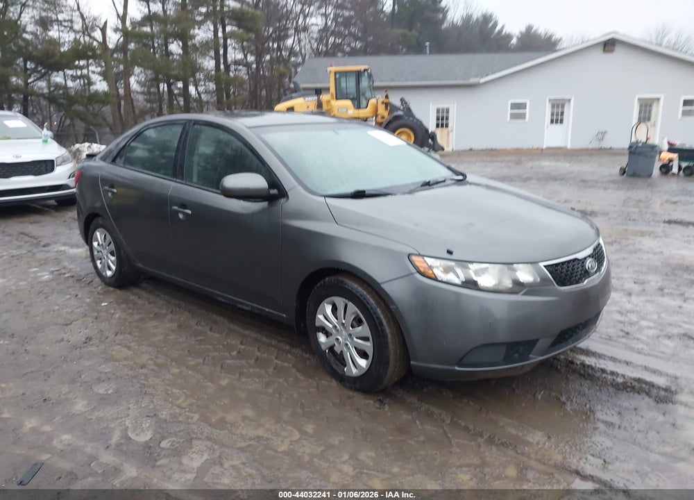 2013 KIA FORTE EX VIN: KNAFU4A21D5735811