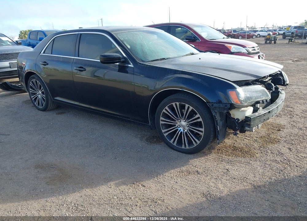 2012 CHRYSLER 300 S V6 VIN: 2C3CCABG2CH188495