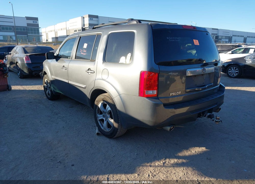 2012 HONDA PILOT EX-L VIN: 5FNYF3H51CB025871