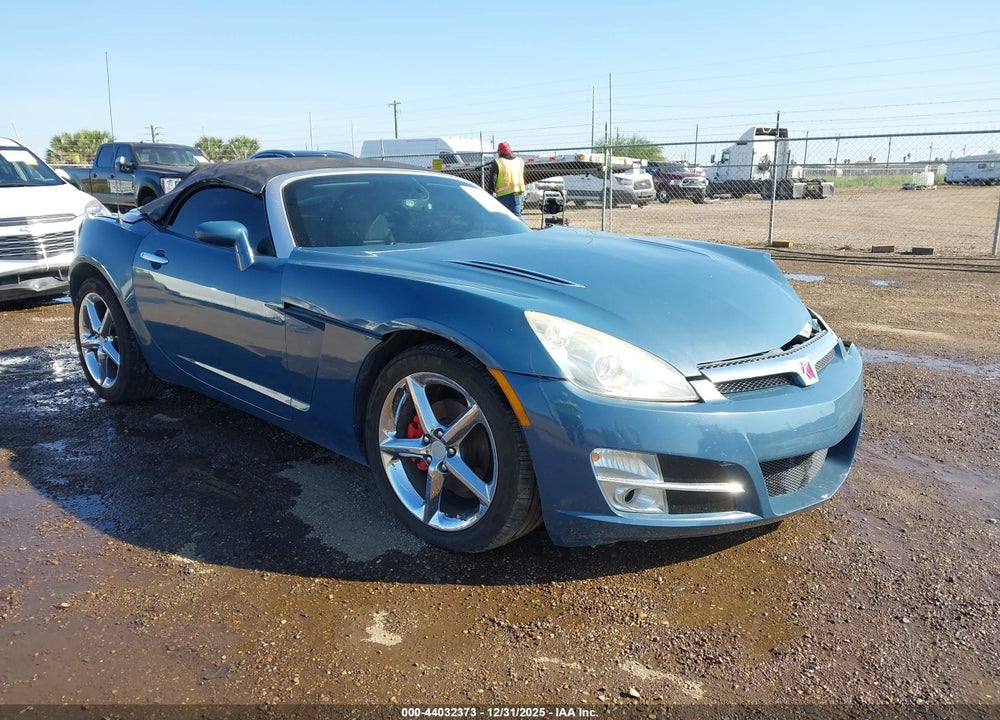 2008 SATURN SKY VIN: 1G8MB35B18Y105502