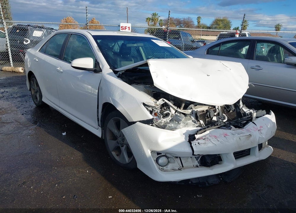 2014 TOYOTA CAMRY SE SPORT VIN: 4T1BF1FK3EU450582