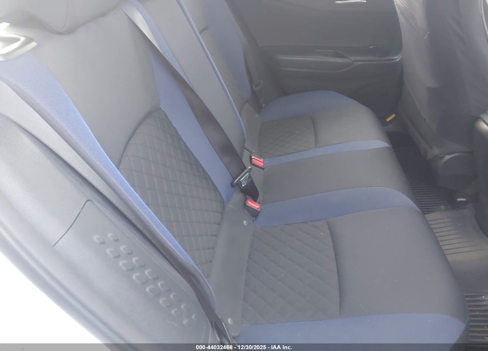 2021 TOYOTA C-HR XLE VIN: NMTKHMBXXMR128766