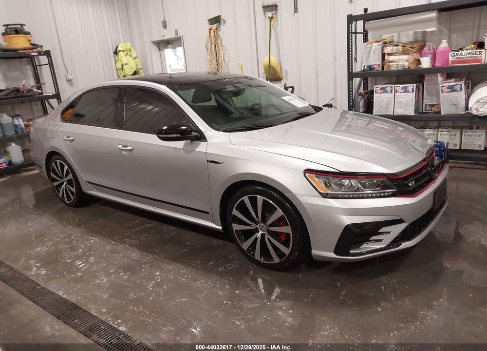 2018 VOLKSWAGEN PASSAT 3.6L V6 GT VIN: 1VWJM7A38JC047638