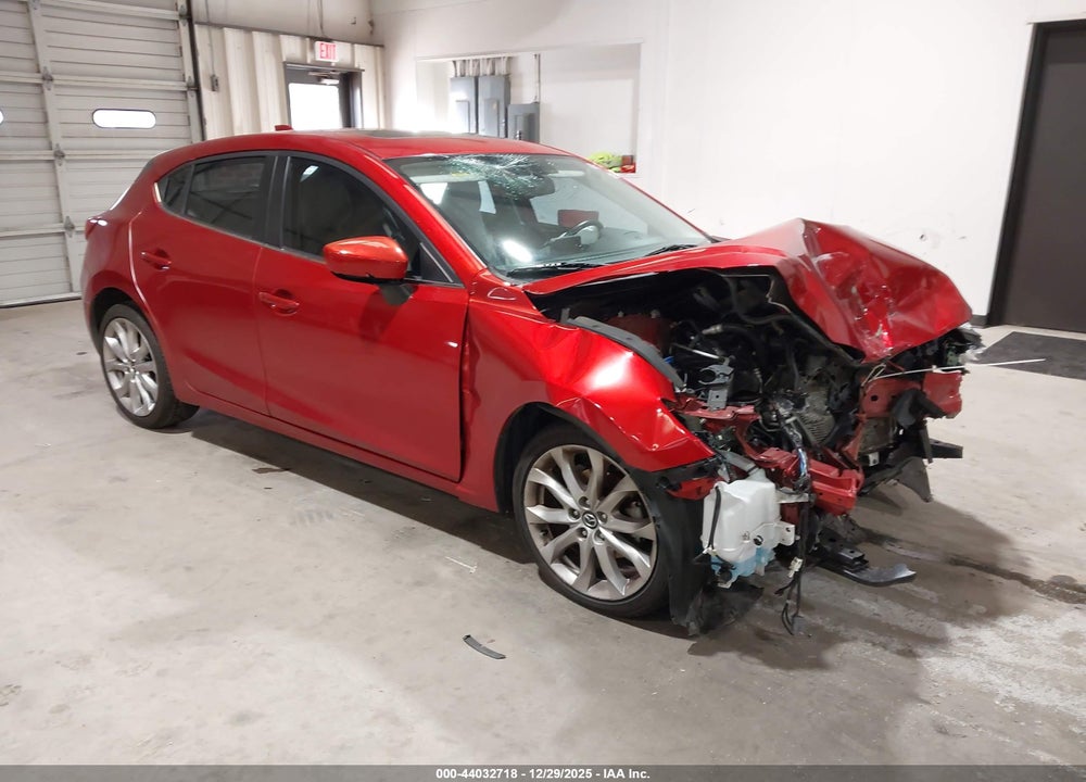 2014 MAZDA 3 S GRAND TOURING VIN: JM1BM1M3XE1102009