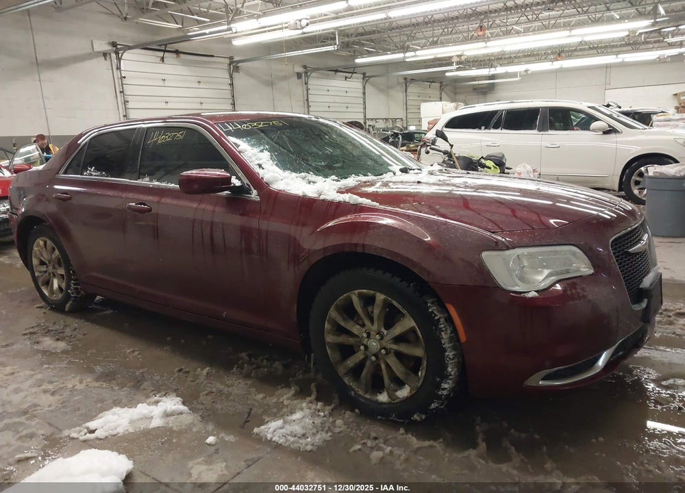 2017 CHRYSLER 300 LIMITED AWD VIN: 2C3CCARG7HH610287