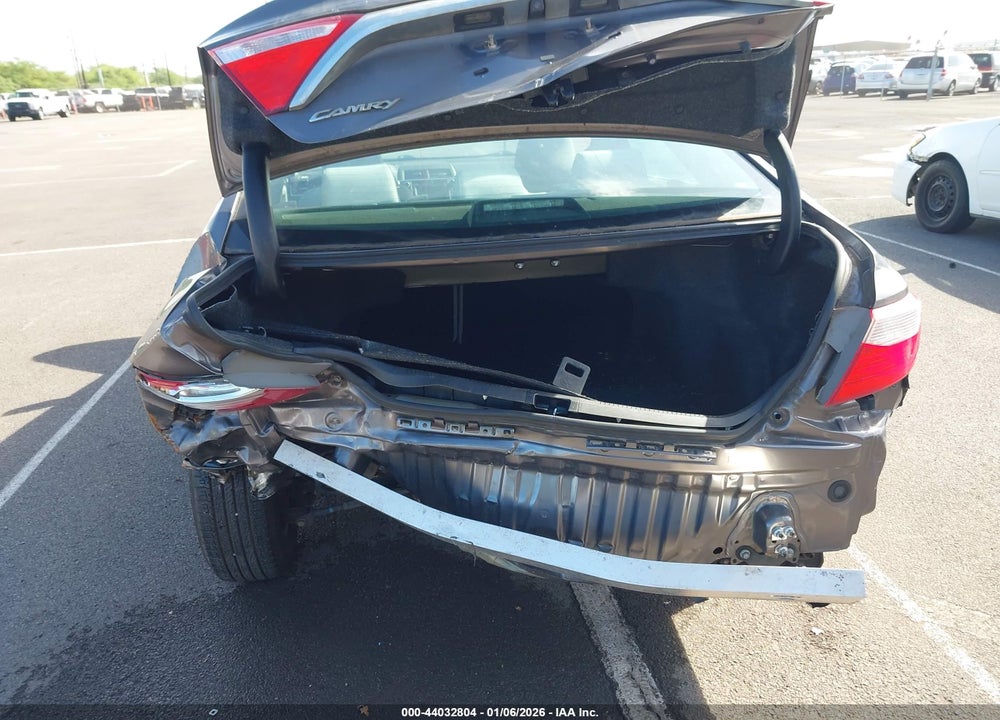 2015 TOYOTA CAMRY LE VIN: 4T1BF1FK7FU925765