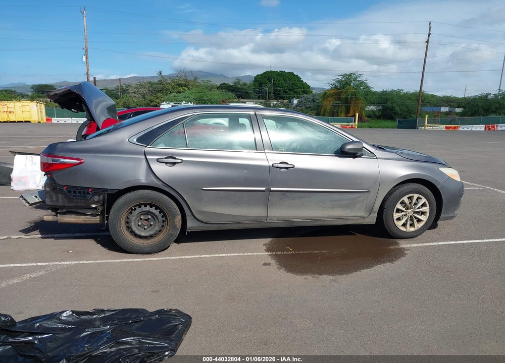 2015 TOYOTA CAMRY LE VIN: 4T1BF1FK7FU925765