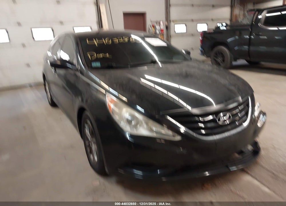 2013 HYUNDAI SONATA GLS VIN: 5NPEB4AC6DH645776