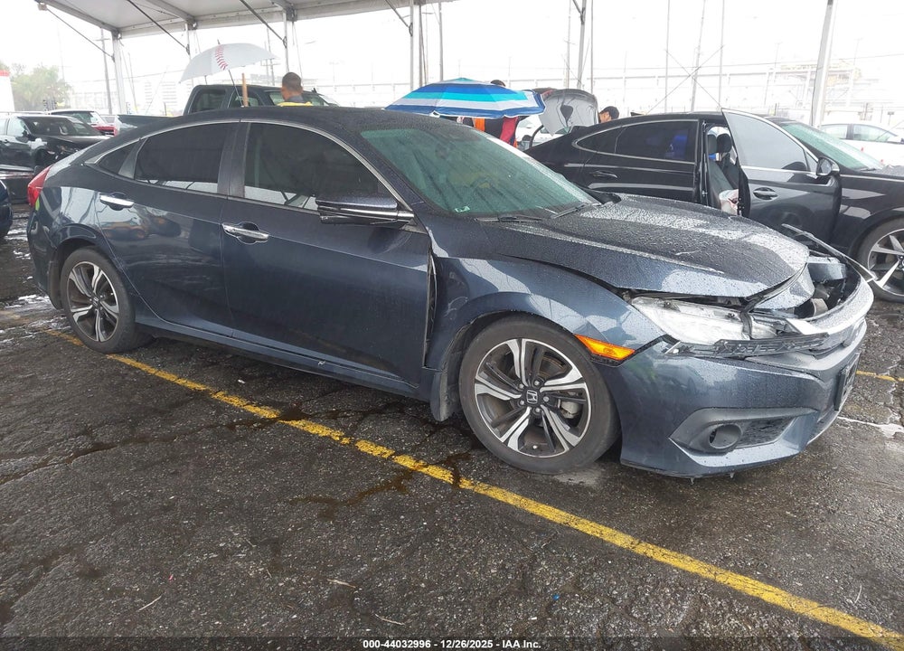 2016 HONDA CIVIC TOURING VIN: 19XFC1F92GE204877