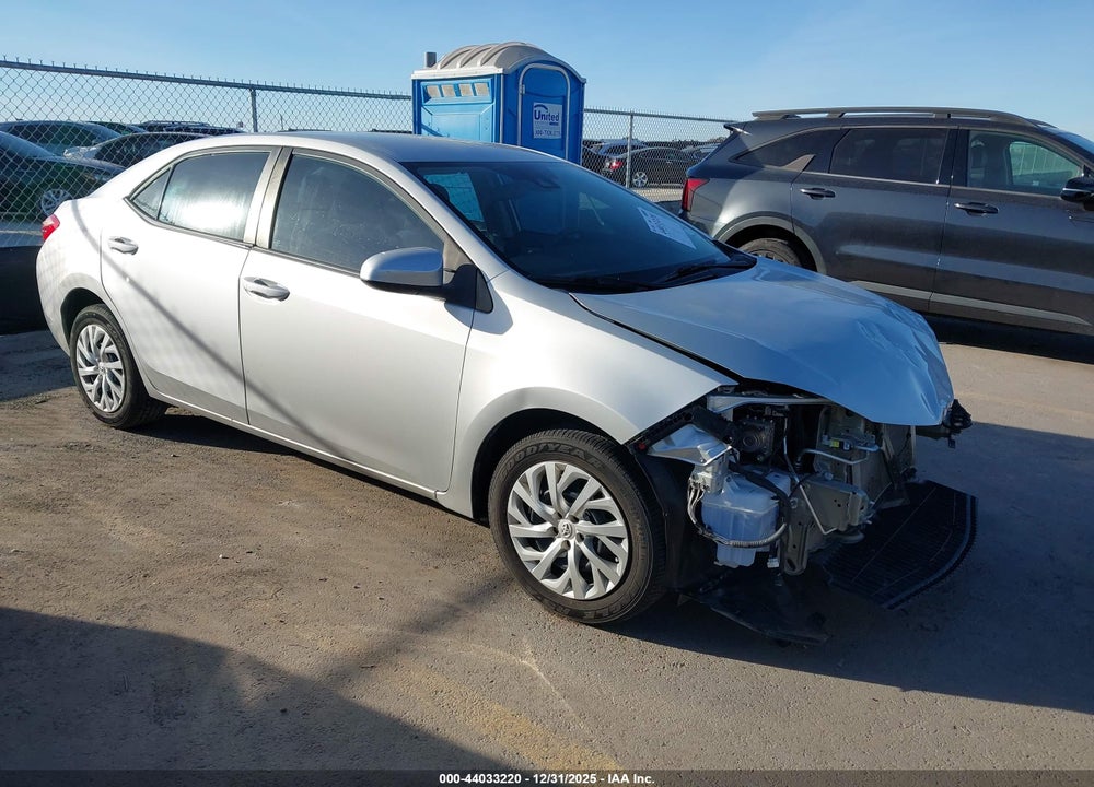2018 TOYOTA COROLLA LE VIN: 5YFBURHEXJP828064