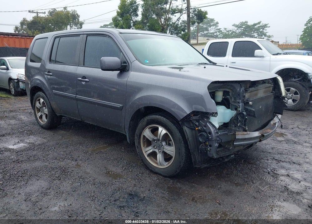 2015 HONDA PILOT SE VIN: 5FNYF3H33FB024823