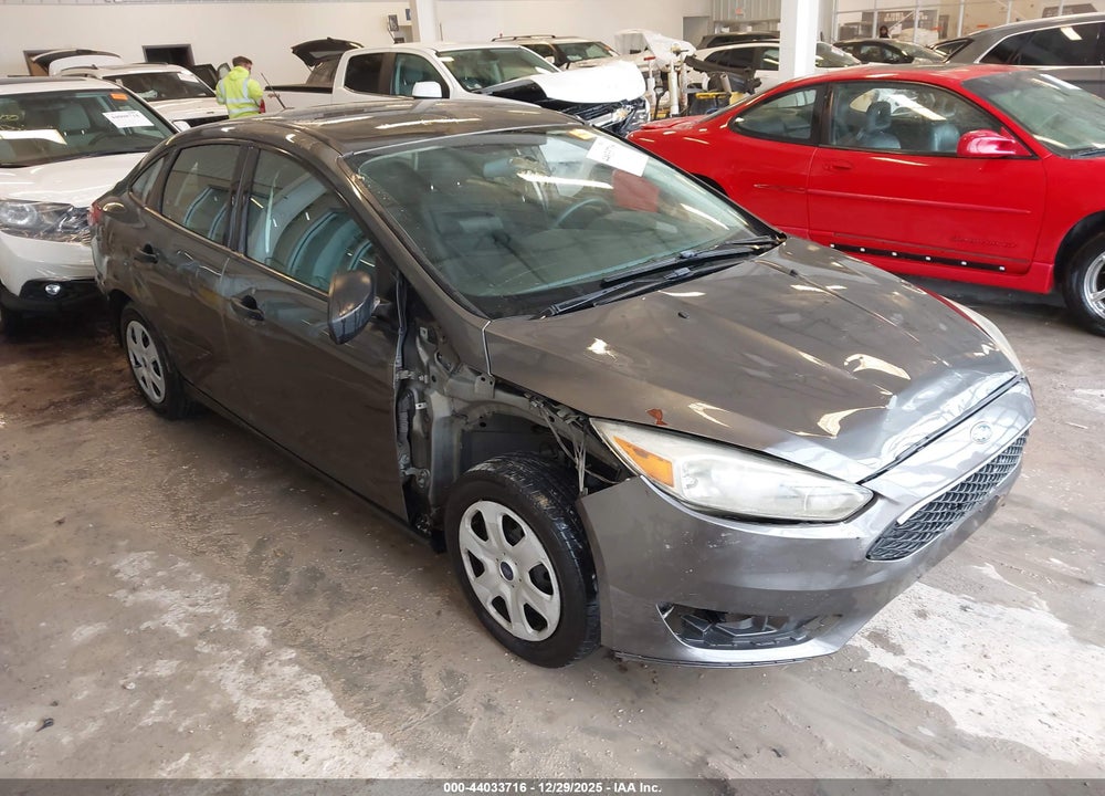 2017 FORD FOCUS S VIN: 1FADP3E22HL235606