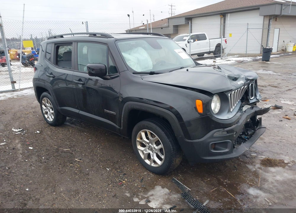 2015 JEEP RENEGADE LATITUDE VIN: ZACCJBBT2FPB38431