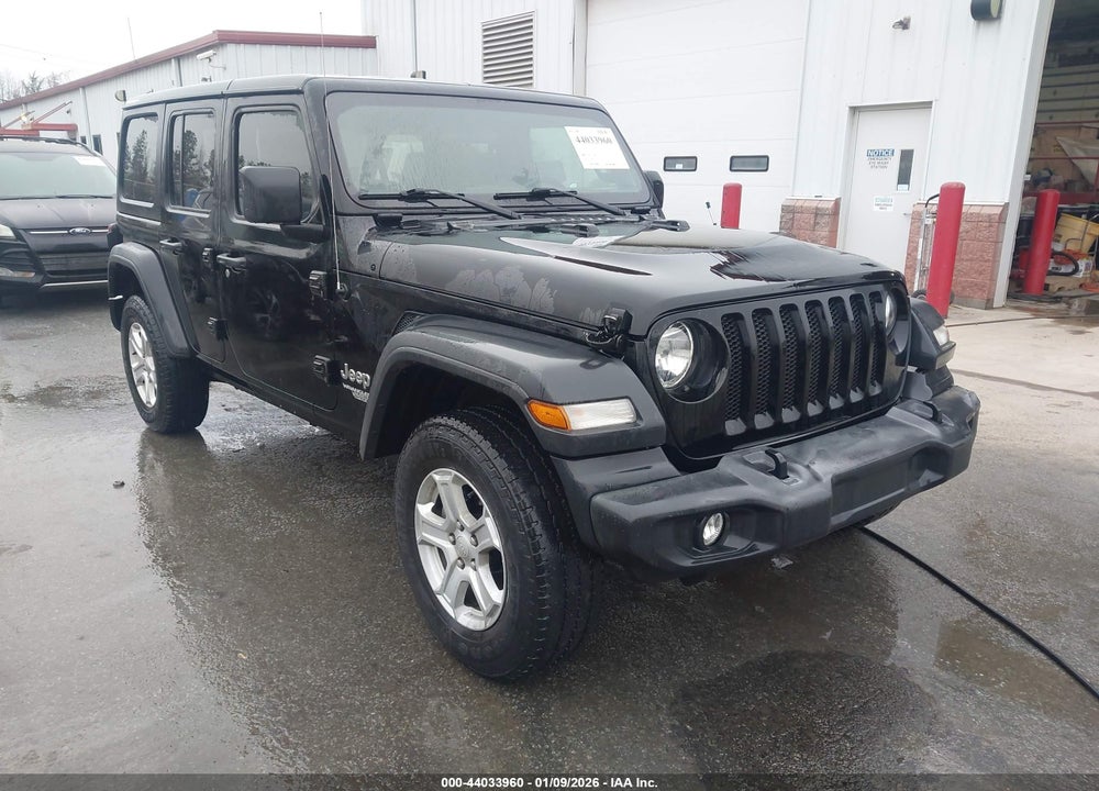 2019 JEEP WRANGLER UNLIMITED SPORT S 4X4 VIN: 1C4HJXDG3KW573894