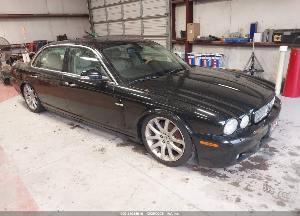 2009 JAGUAR XJ XJ8 L VIN: SAJWA79B79SH31633
