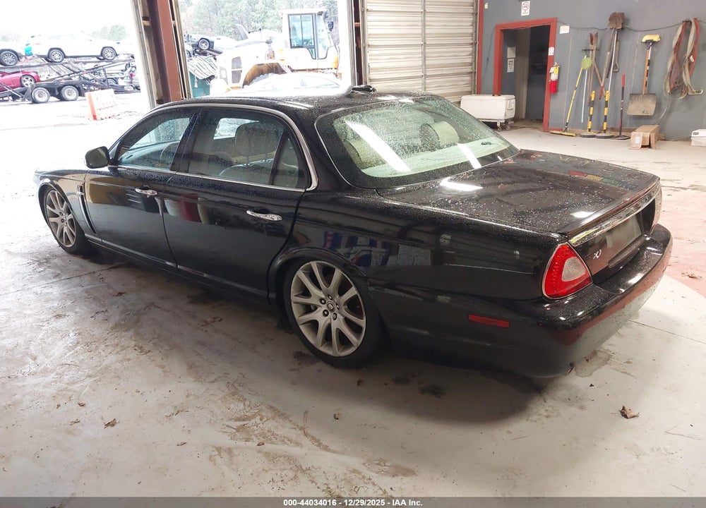 2009 JAGUAR XJ XJ8 L VIN: SAJWA79B79SH31633
