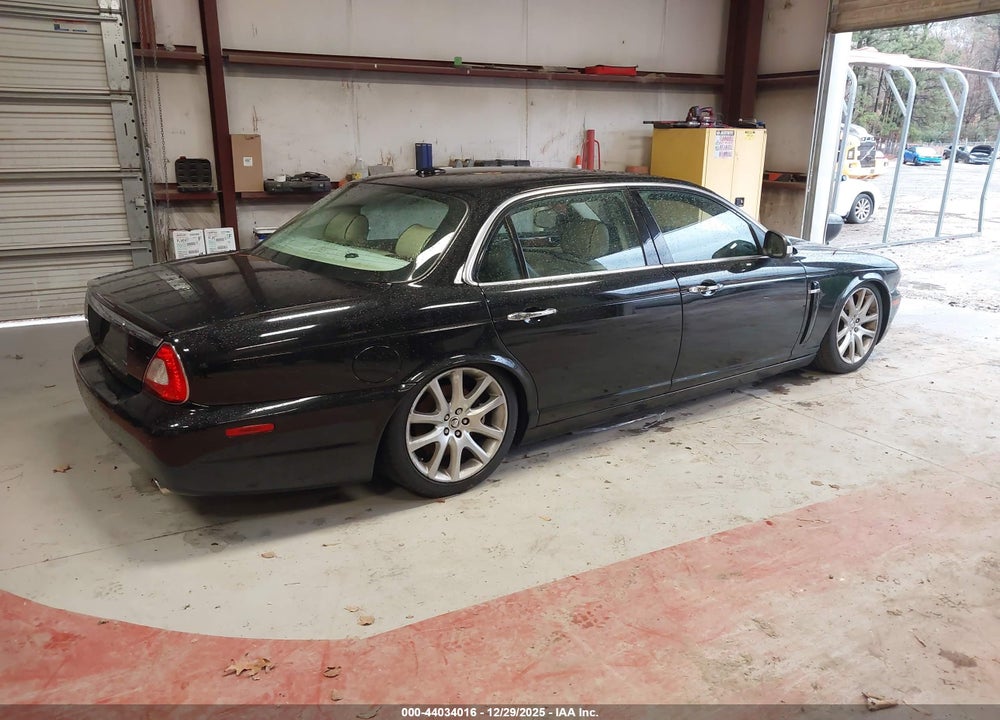 2009 JAGUAR XJ XJ8 L VIN: SAJWA79B79SH31633