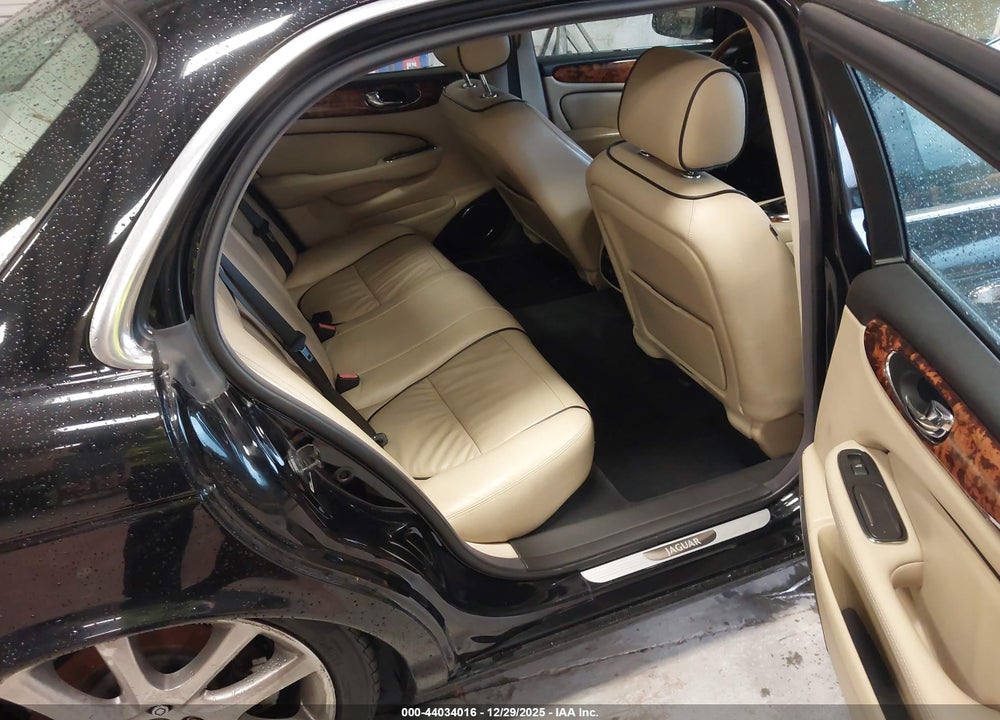 2009 JAGUAR XJ XJ8 L VIN: SAJWA79B79SH31633