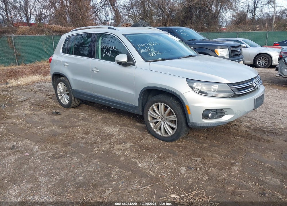2012 VOLKSWAGEN TIGUAN SE VIN: WVGBV7AX9CW538921