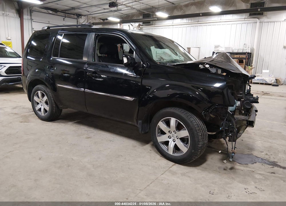 2015 HONDA PILOT TOURING VIN: 5FNYF4H93FB038957