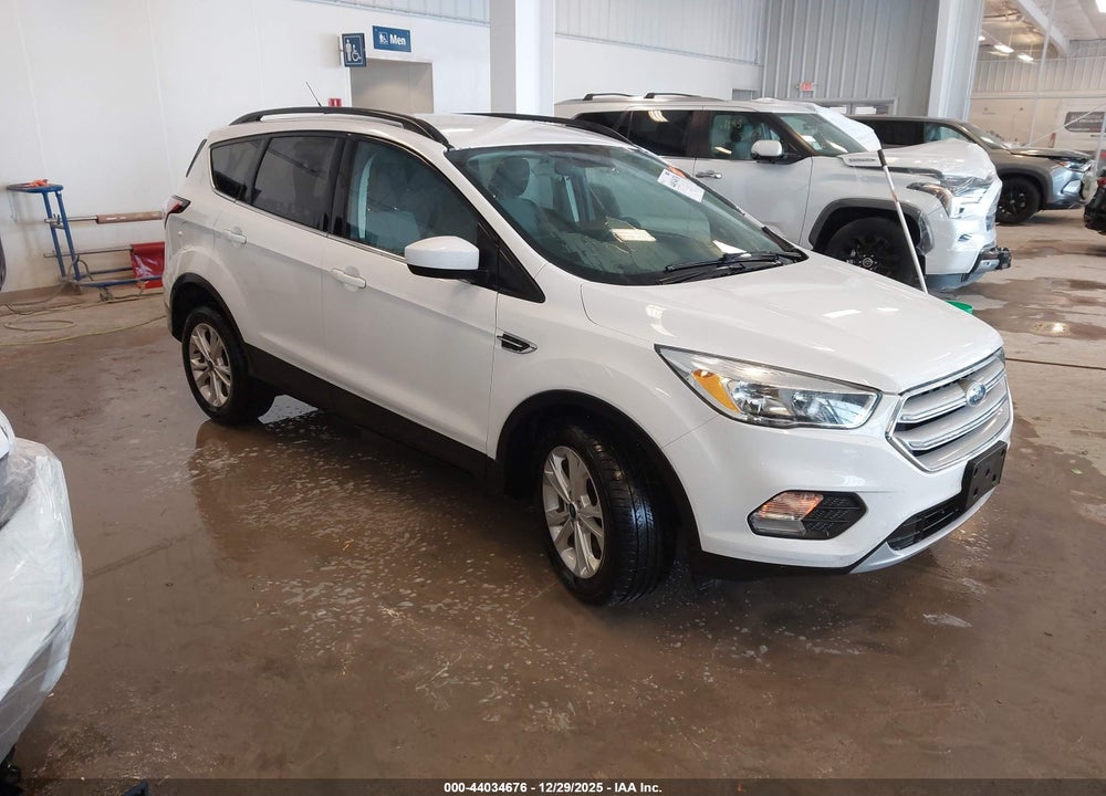 2018 FORD ESCAPE SE VIN: 1FMCU0GD6JUB24905