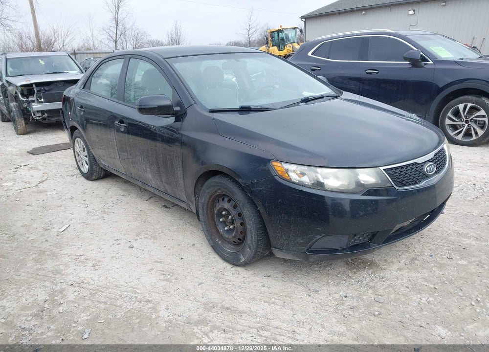 2013 KIA FORTE EX VIN: KNAFU4A26D5657669
