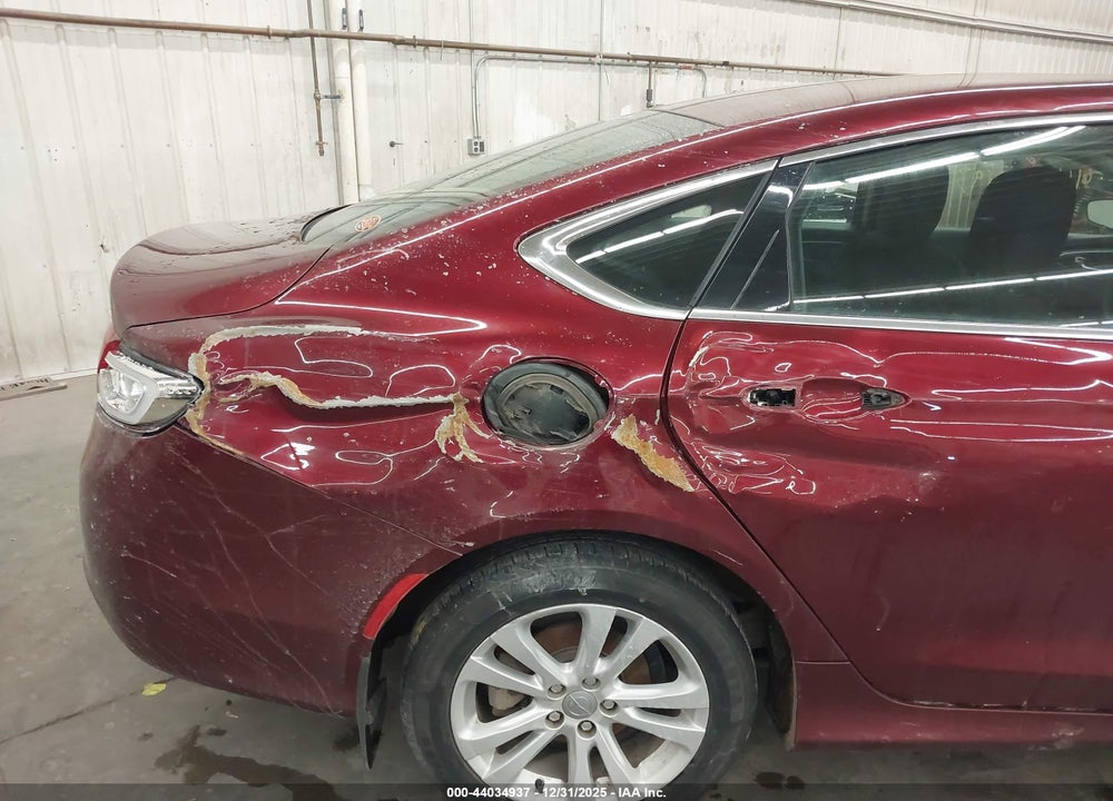 2016 CHRYSLER 200 LIMITED VIN: 1C3CCCAB7GN105352