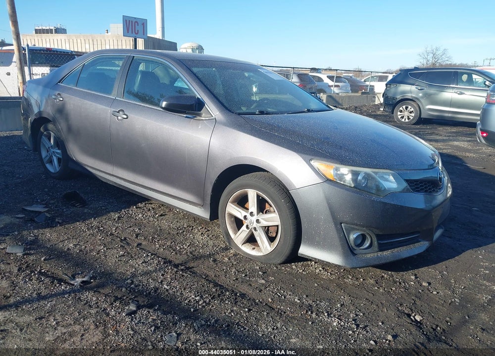 2014 TOYOTA CAMRY SE VIN: 4T1BF1FK6EU809178