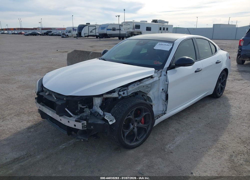 2019 ALFA ROMEO GIULIA TI SPORT AWD VIN: ZARFANBN2K7618496