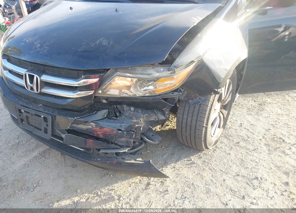 2016 HONDA ODYSSEY SE VIN: 5FNRL5H32GB090239