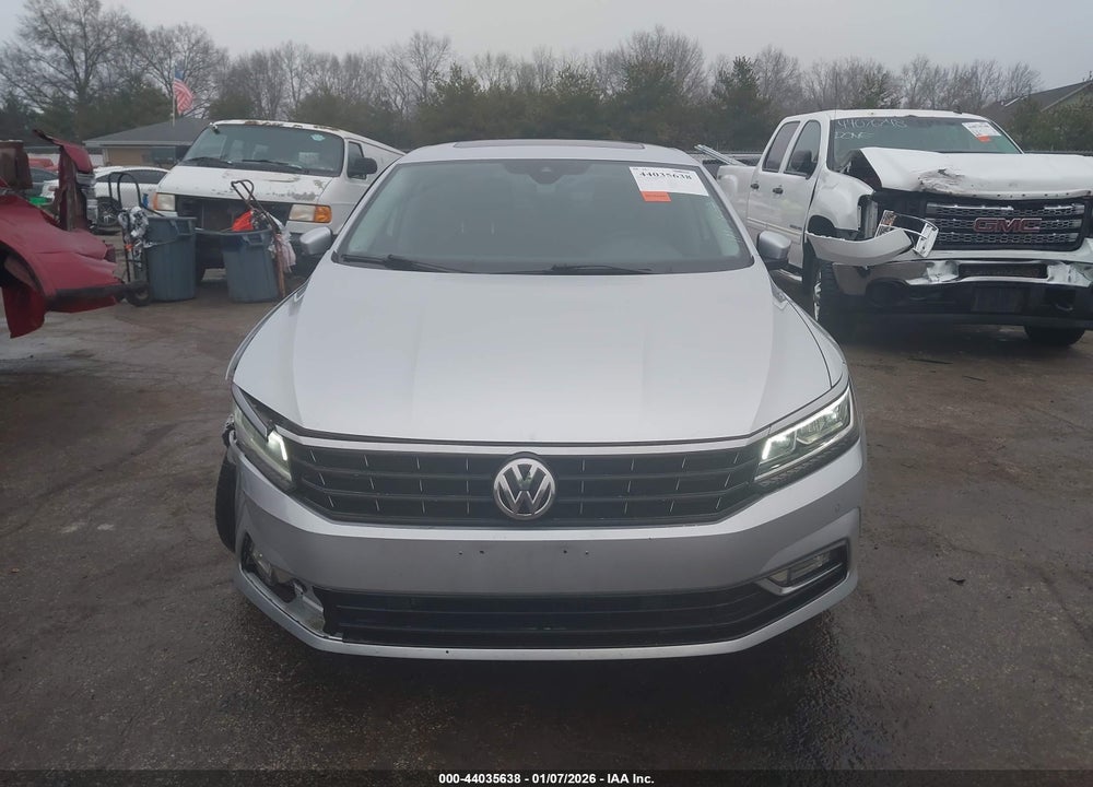 2017 VOLKSWAGEN PASSAT 1.8T SEL PREMIUM VIN: 1VWCT7A30HC038583