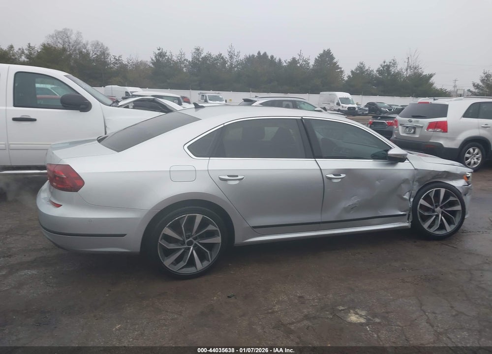 2017 VOLKSWAGEN PASSAT 1.8T SEL PREMIUM VIN: 1VWCT7A30HC038583