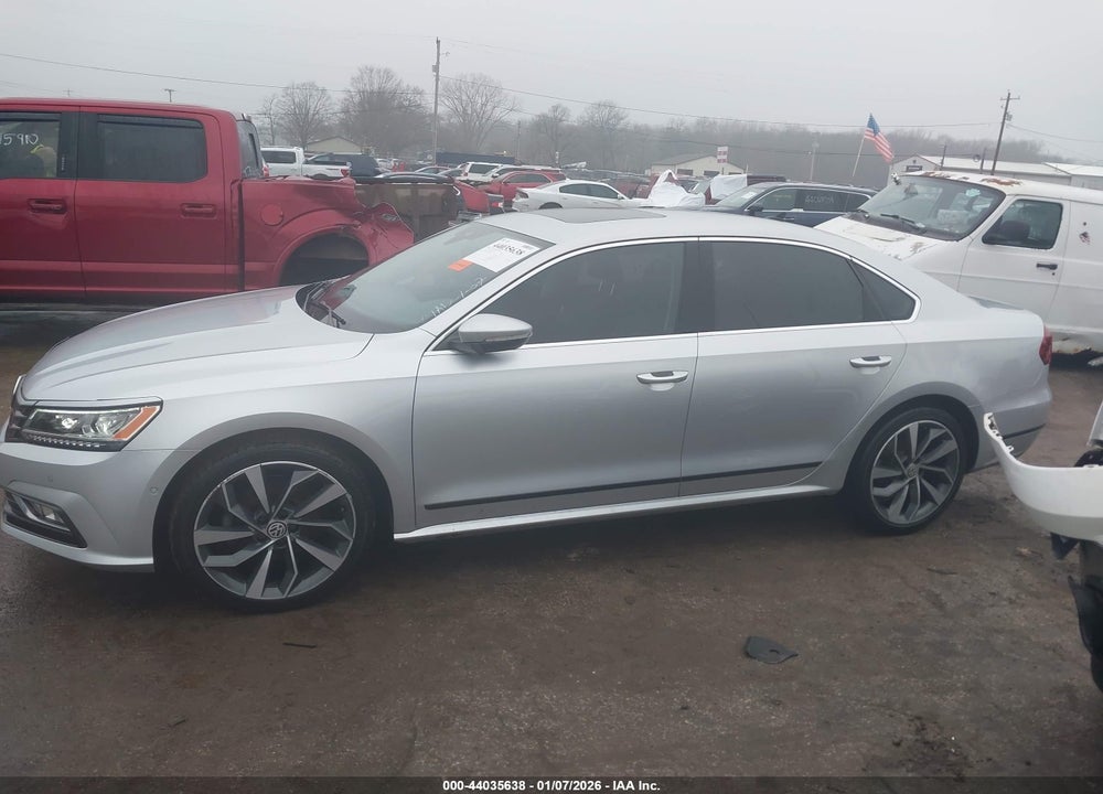 2017 VOLKSWAGEN PASSAT 1.8T SEL PREMIUM VIN: 1VWCT7A30HC038583