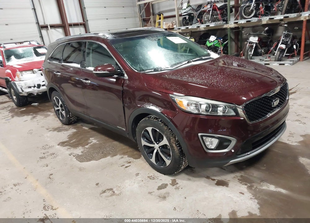 2016 KIA SORENTO 3.3L EX VIN: 5XYPHDA52GG124915