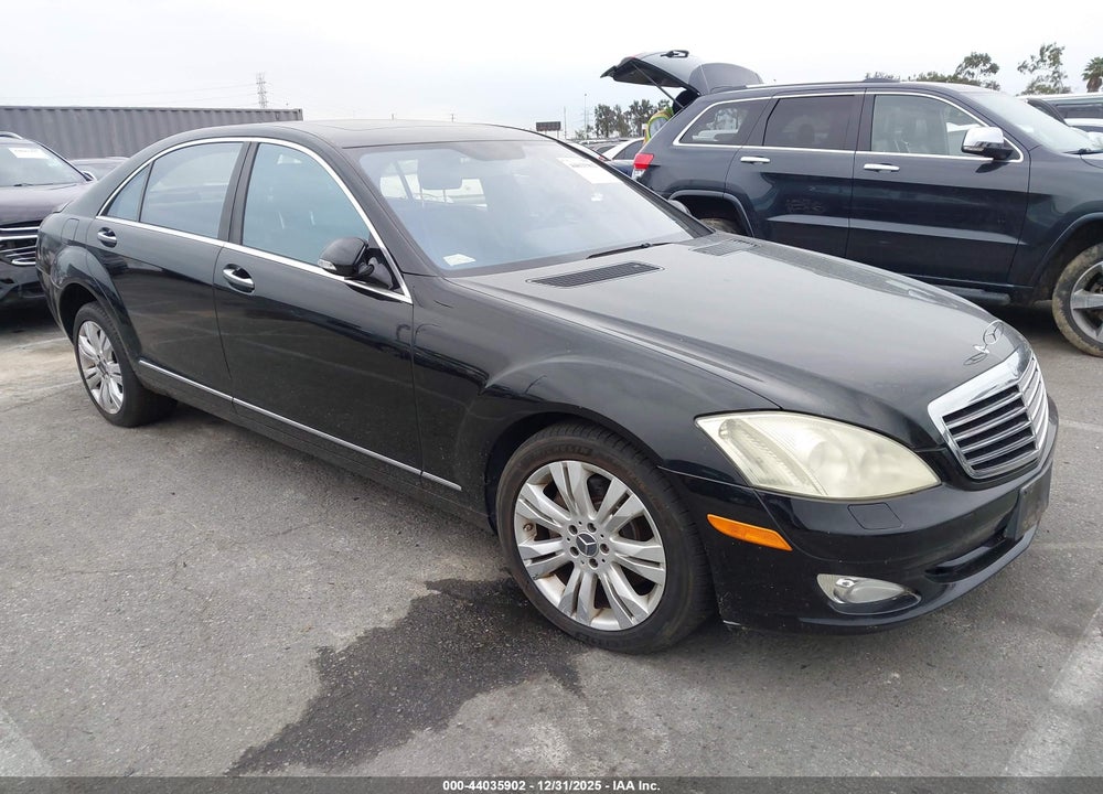 2008 MERCEDES-BENZ S 550 VIN: WDDNG71X18A203433