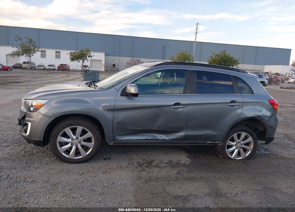2015 MITSUBISHI OUTLANDER SPORT SE VIN: 4A4AP4AU8FE033082