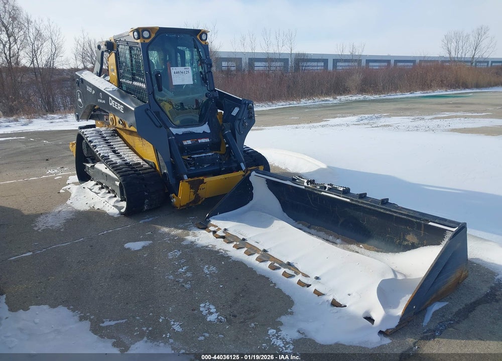 2025 JOHN DEERE 333 P TRACK LOADER VIN: 1T0333PAKSFD08100