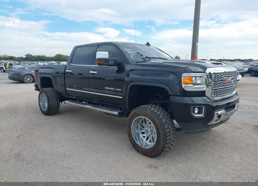 2018 GMC SIERRA 2500HD DENALI VIN: 1GT12UEY3JF231252