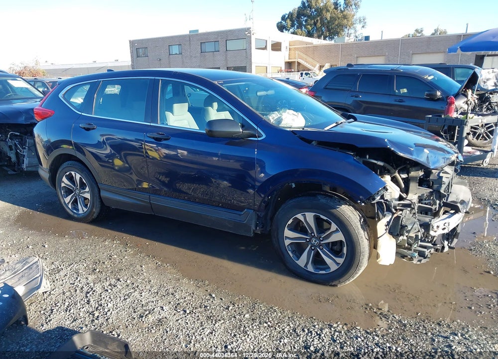 2018 HONDA CR-V LX VIN: 2HKRW5H36JH400313