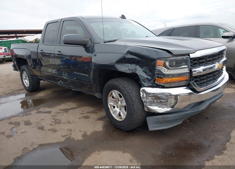 2017 CHEVROLET SILVERADO 1500 1LT VIN: 1GCRCREH4HZ390657