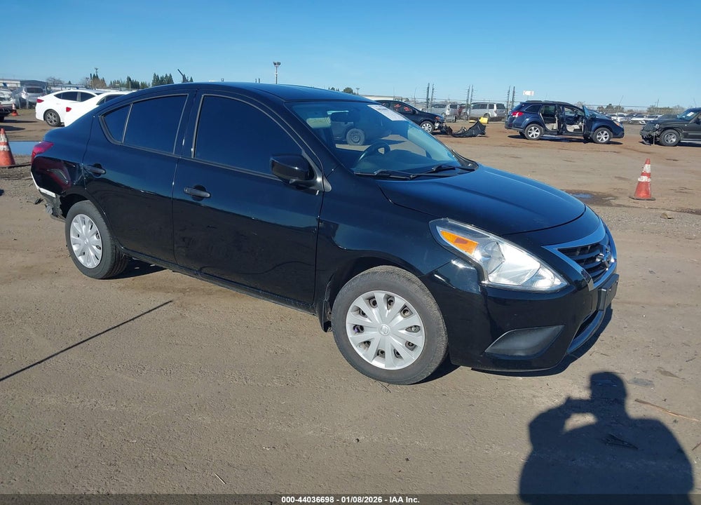 2018 NISSAN VERSA 1.6 S VIN: 3N1CN7AP8JL861291