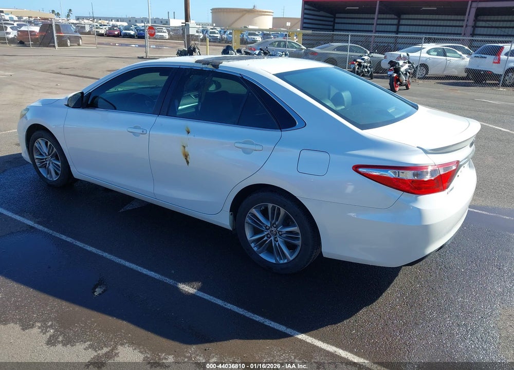 2015 TOYOTA CAMRY SE VIN: 4T1BF1FK4FU090711