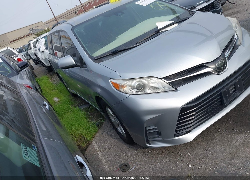 2020 TOYOTA SIENNA LE VIN: 5TDKZ3DC1LS043400